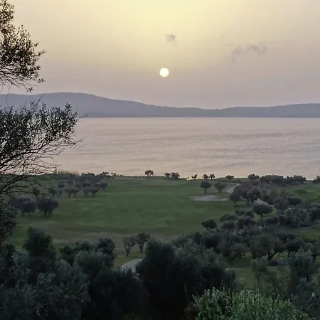 Bungalow Gialova