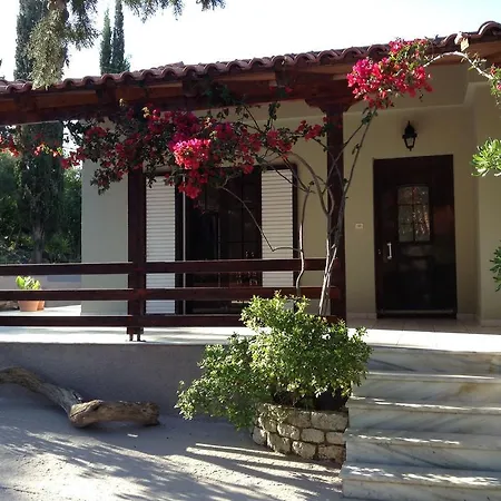 Bungalow * Gialova